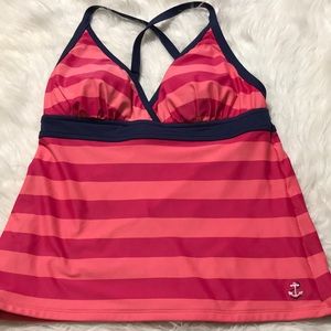 L.L. Bean women’s swim top size 8